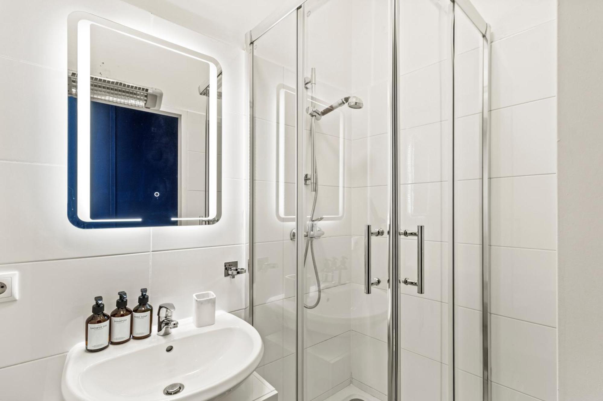 City Apartment - 2 Min To U1 Reumannplatz Bécs Kültér fotó